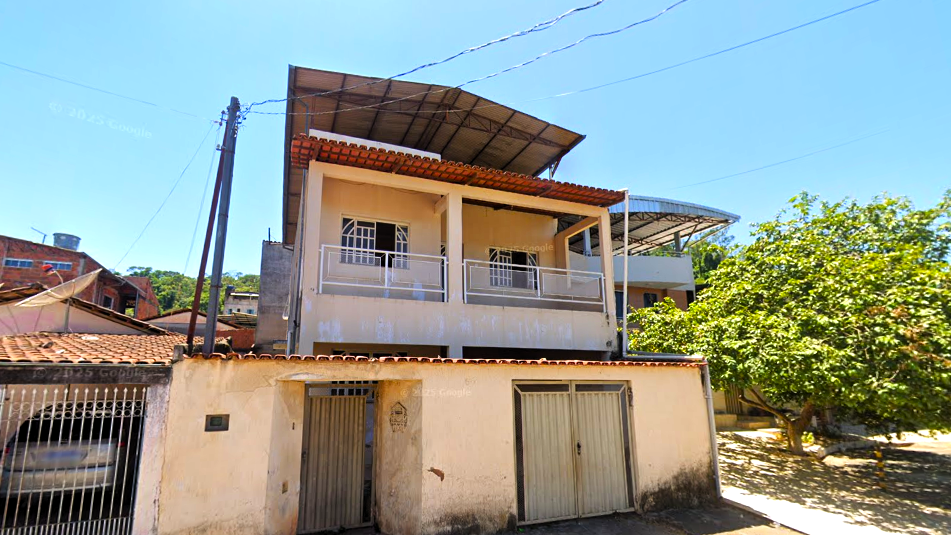 Casa com 4 quartos no Recanto Verde (foto 2 de 2)