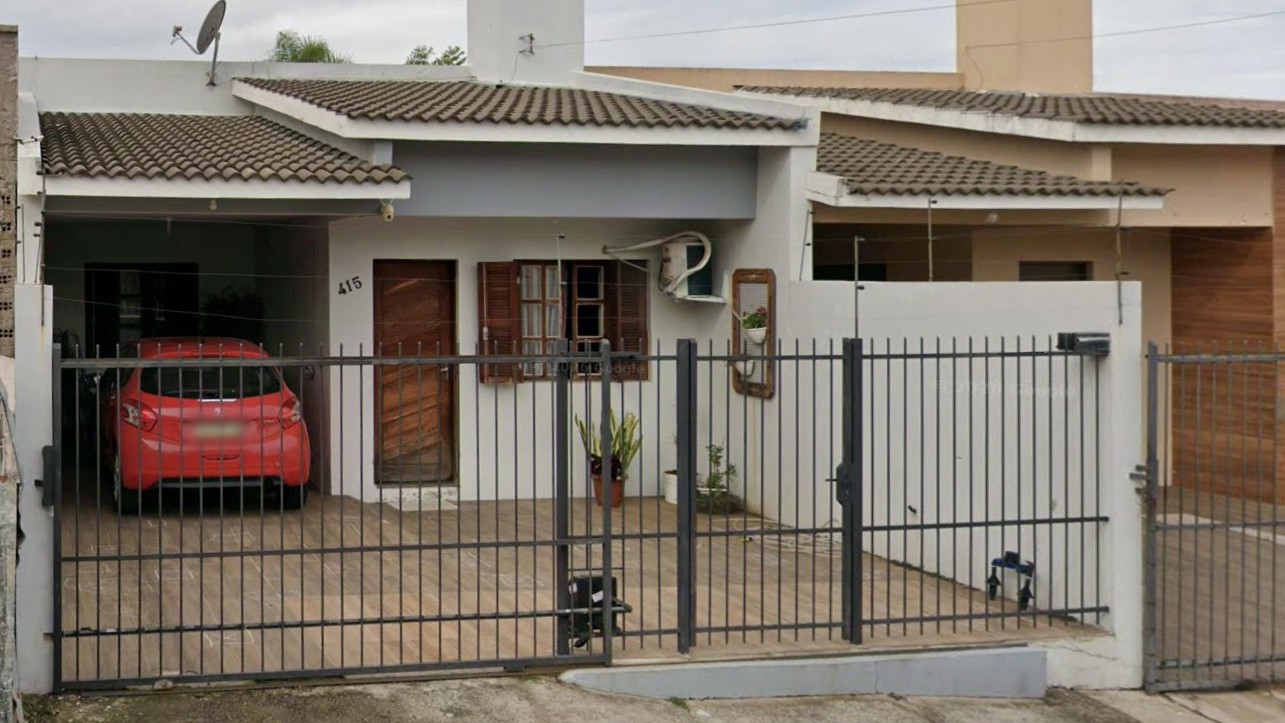 Casa com 2 quartos no Alberto Grande (foto 2 de 5)