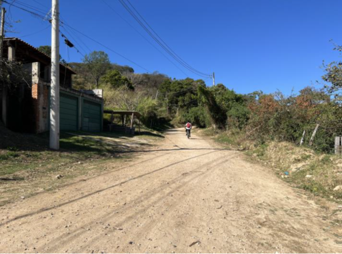 Casa com 3 quartos no Jardim Brasil (foto 9 de 9)